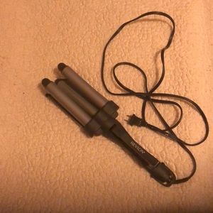 Revlon 3 barrel waver.